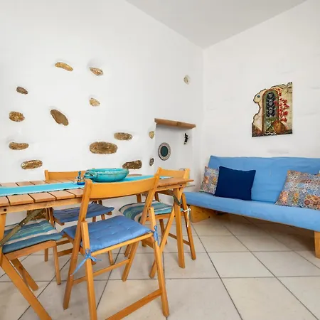Casa vacanze Traditional Village House In Paros Greece *